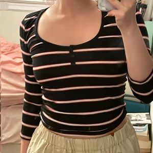 forever 21 black henley top (small)